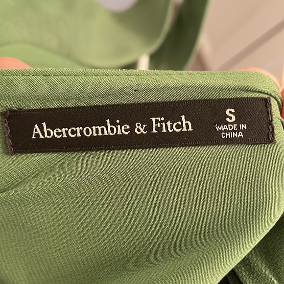 Abercrombie & Fitch plunge neck midi dress - Picture 3 of 3